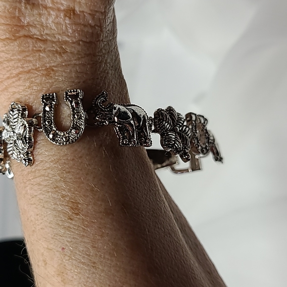 Elephant Charm Bracelet - Picture 5 of 10